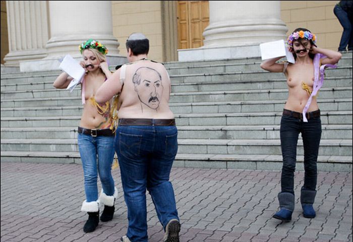 FEMEN    (7  )