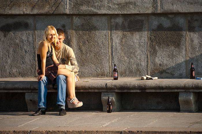 Поцелуи на улицах Москвы (28 фото)