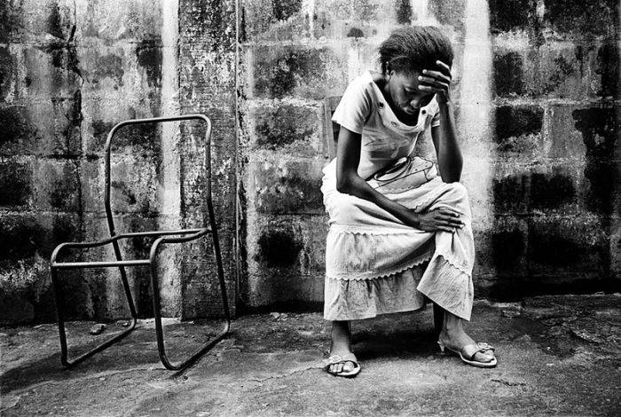 Страшные фотографии тюрем и больниц в Сьерра-Леоне (63 фото)
