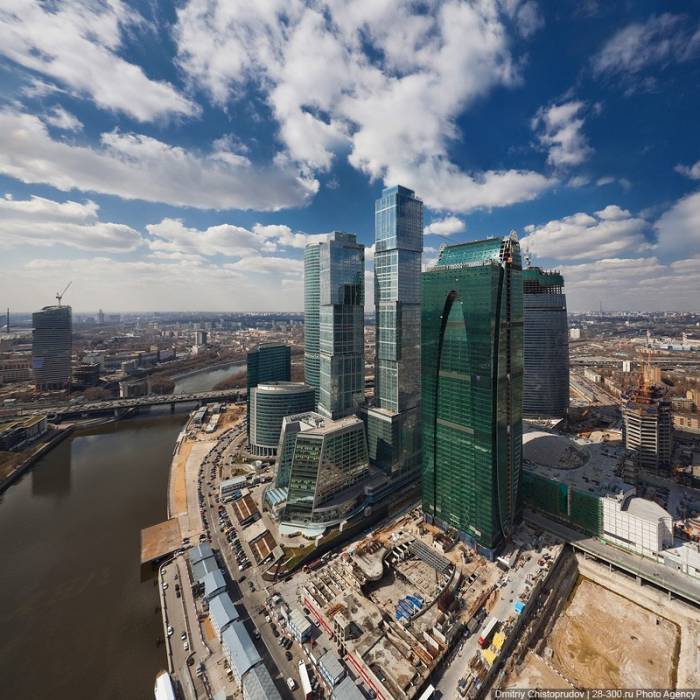 Москва-Сити с вертолета (17 фото)