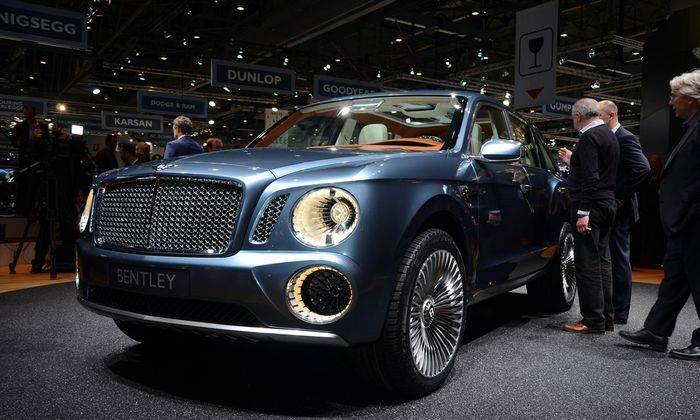  Bentley     EXP 9 F (30 )