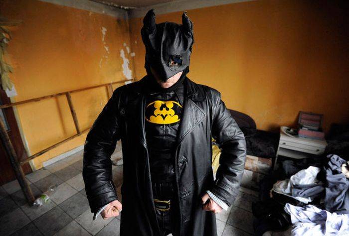 Бэтмен в Словакии (16 фото)
