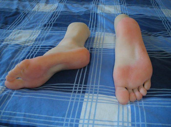 Поддельные ноги (4 фото)