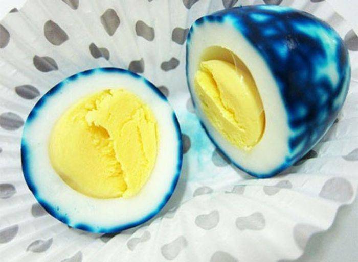 Оригинальная раскраска пасхальных яиц (13 фото)