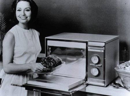 Почему в СССР были запрещены микроволновые печи (фото)