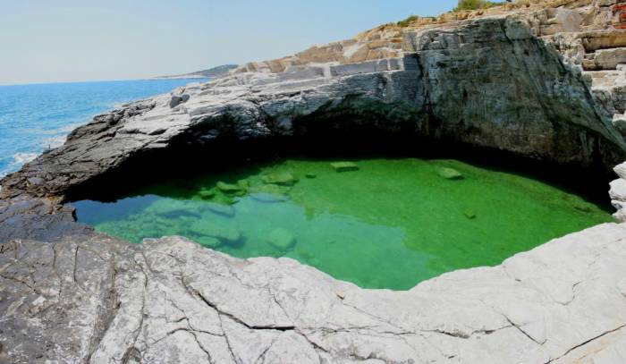 Естественный бассейн Giola (7 фото)