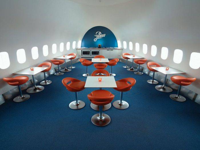 Необычный отель в Боинге-747 (14 фото)