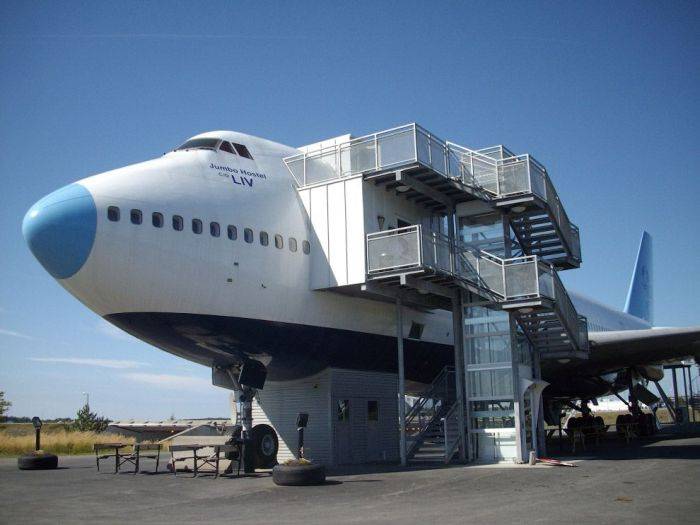 Необычный отель в Боинге-747 (14 фото)