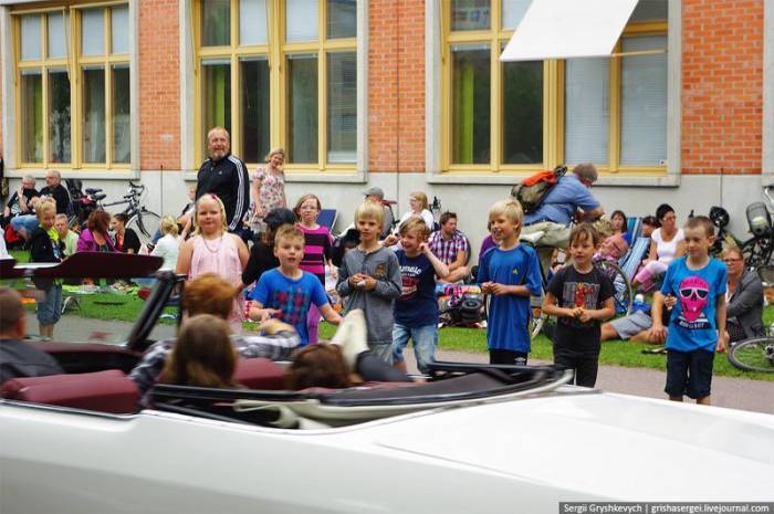 Power big meet - ежегодная автовыставка американской классики в Вестеросе, Швеция (45 фото)