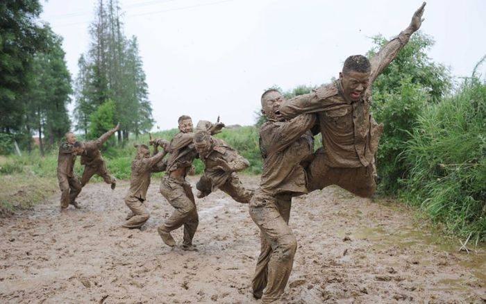 Тренировка китайских бойцов SWAT (16 фото)