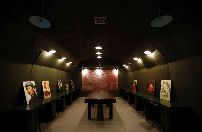 Тематический ресторан в партизанской пещере (14 фото)