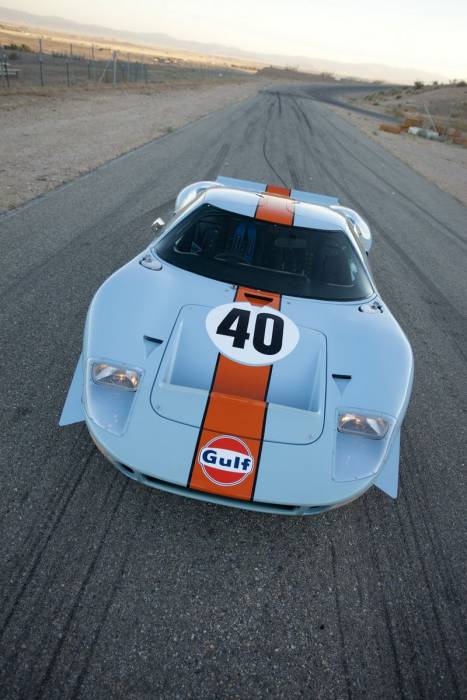      Ford GT40 (22 )