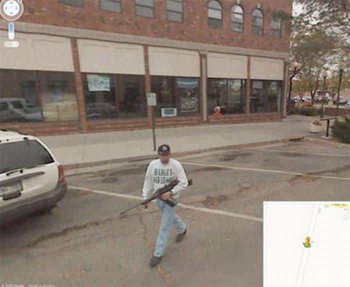   Google Street View (9 )