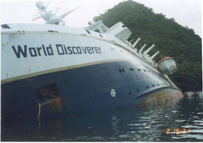   World Discoverer    (15 )