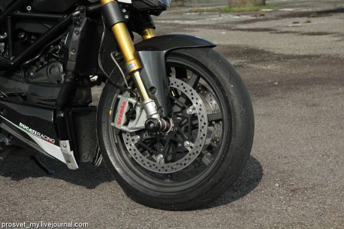 Ducati STMRock Streetfighet 1098 R    ... (15 )