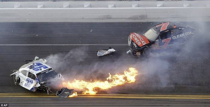     NASCAR Daytona 500 (18 )