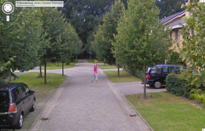     Google Street View (37 )