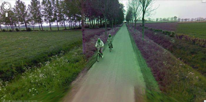     Google Street View (37 )