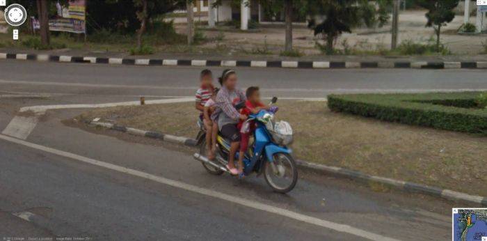     Google Street View (37 )