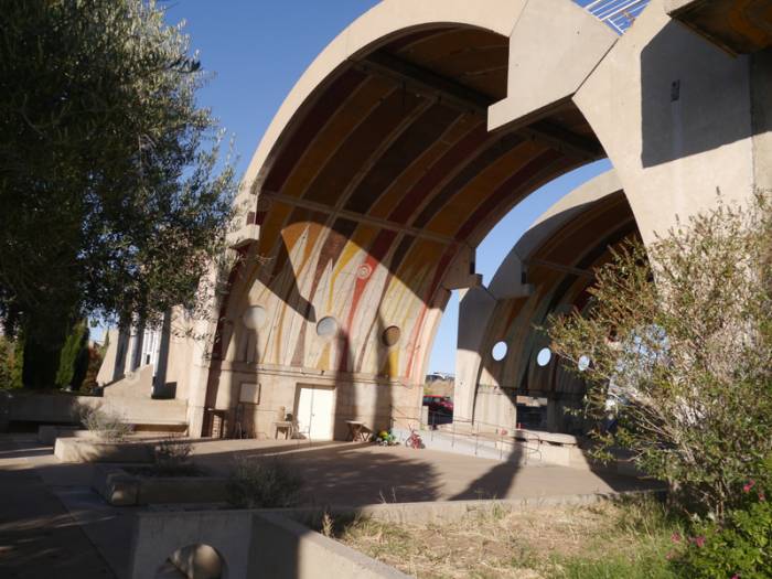  (Arcosanti) -     ,  (20 )