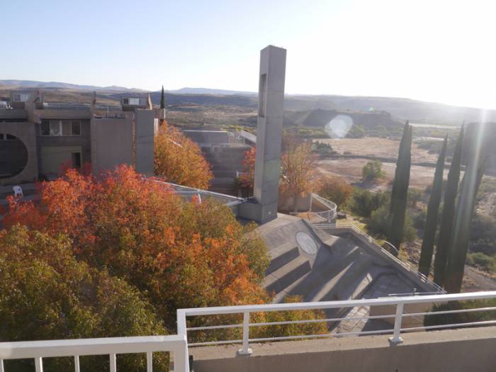  (Arcosanti) -     ,  (20 )