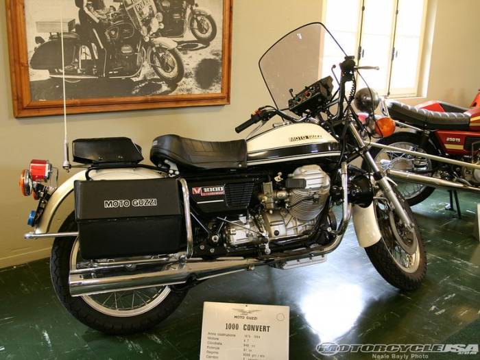   Moto Guzzi (29 )