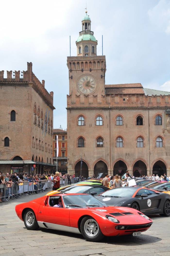   Lamborghini Grand Tour (48 )