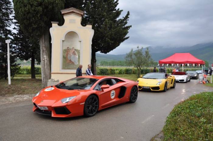   Lamborghini Grand Tour (48 )