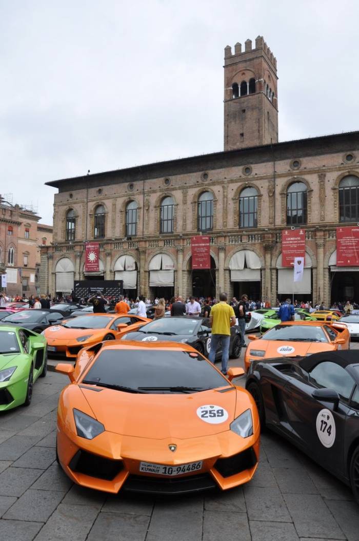   Lamborghini Grand Tour (48 )