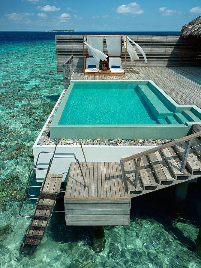   Dusit Thani Maldives