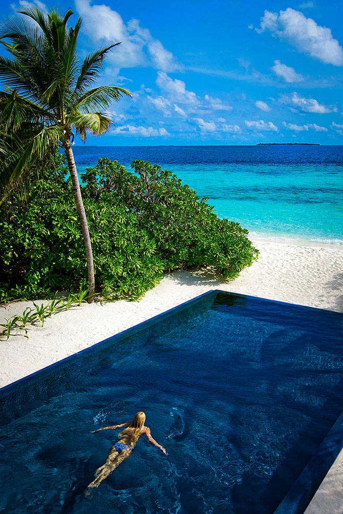   Dusit Thani Maldives