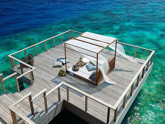   Dusit Thani Maldives