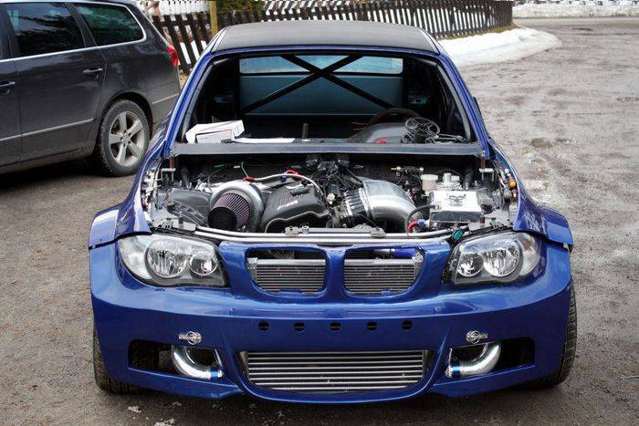 800-   BMW 1-Series E82 (51 )