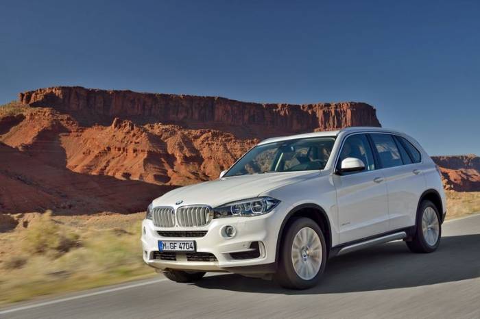    BMW X5 2014 (70 )