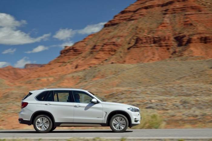    BMW X5 2014 (70 )