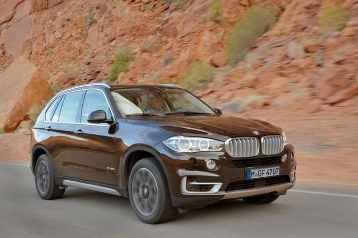    BMW X5 2014 (70 )