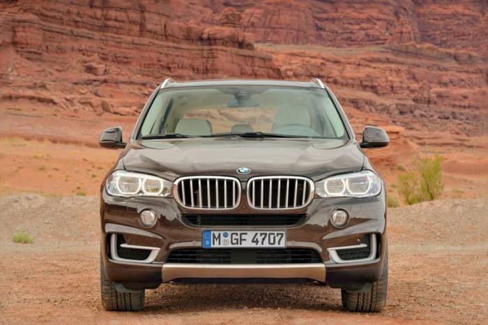    BMW X5 2014 (70 )