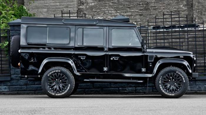 Land Rover Chelsea Defender  - Kahn Design (12 )