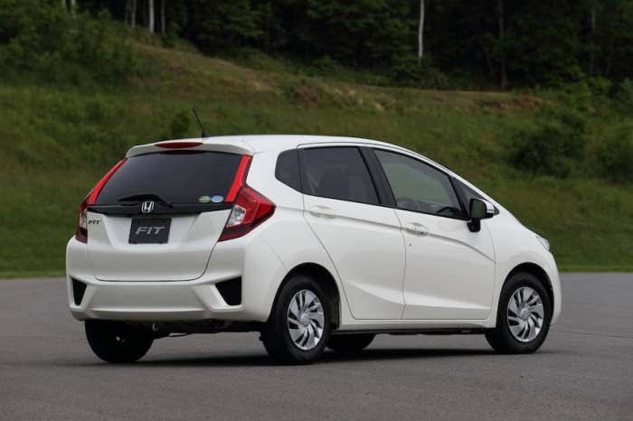 Honda        Fit (18 )