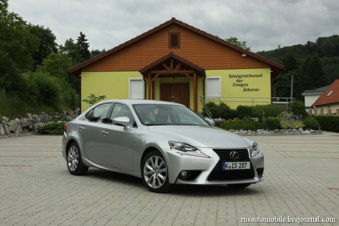   Lexus IS (63 )