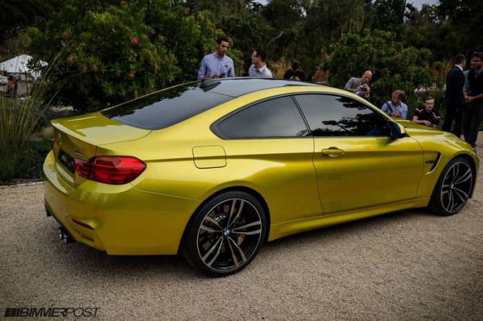 BMW    M4 Coupe (75 )