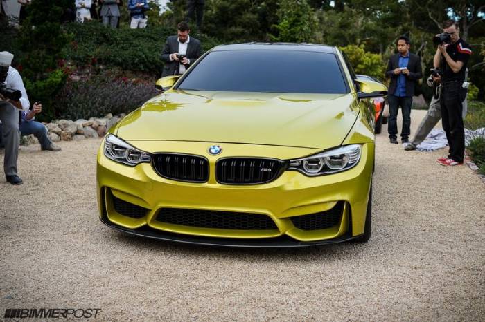 BMW    M4 Coupe (75 )