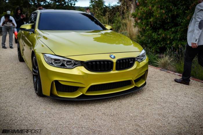 BMW    M4 Coupe (75 )