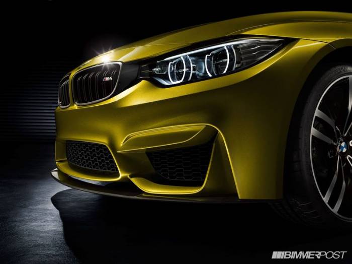 BMW    M4 Coupe (75 )