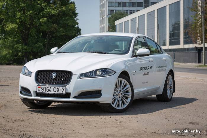 - Jaguar XF AWD (33 )