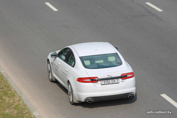 - Jaguar XF AWD (33 )