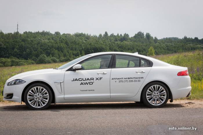 - Jaguar XF AWD (33 )