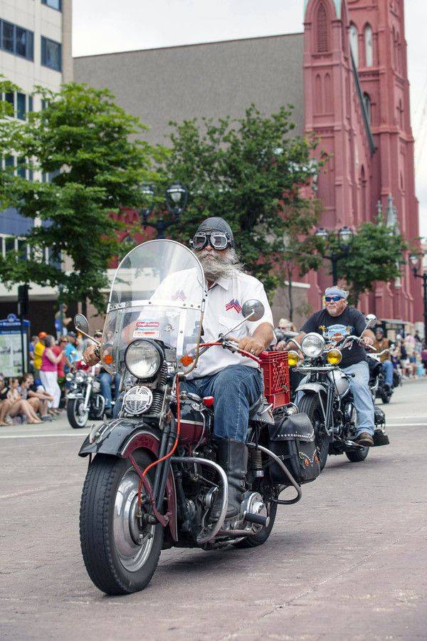    110-  Harley-Davidson (16 )