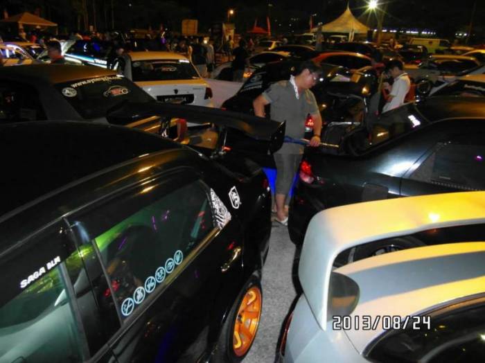 Auto Salon Night 2013  - (67 )