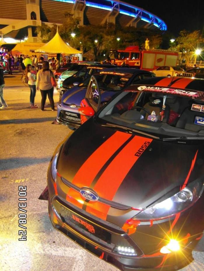 Auto Salon Night 2013  - (67 )